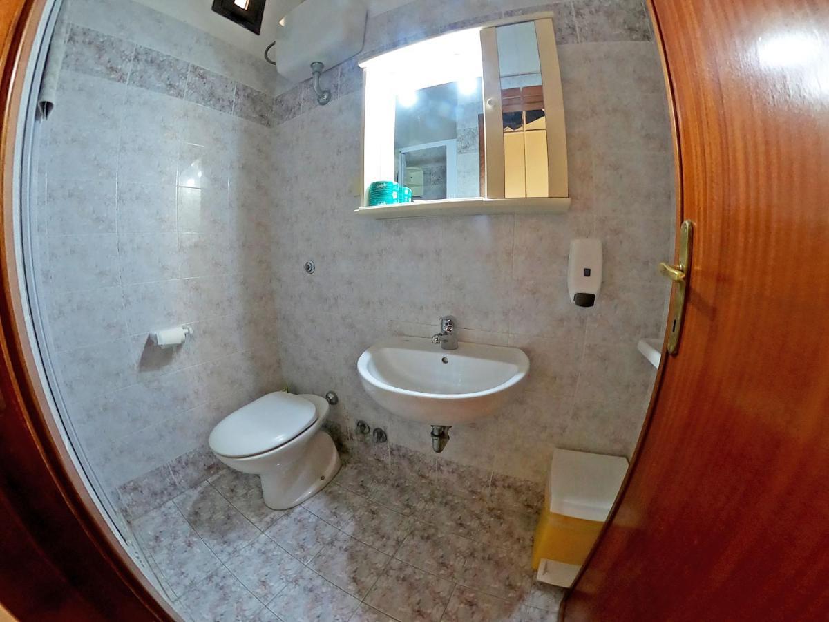 Scano Comfort Inn Santa Teresa Gallura Buitenkant foto